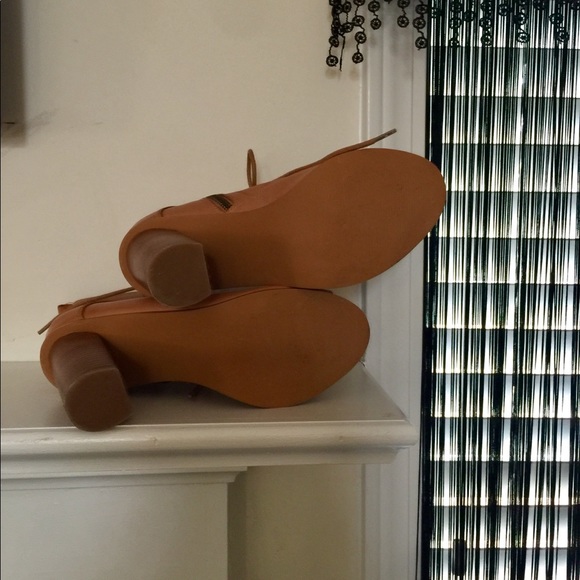 STEVE MADDEN Leather Heels - Picture 9 of 9